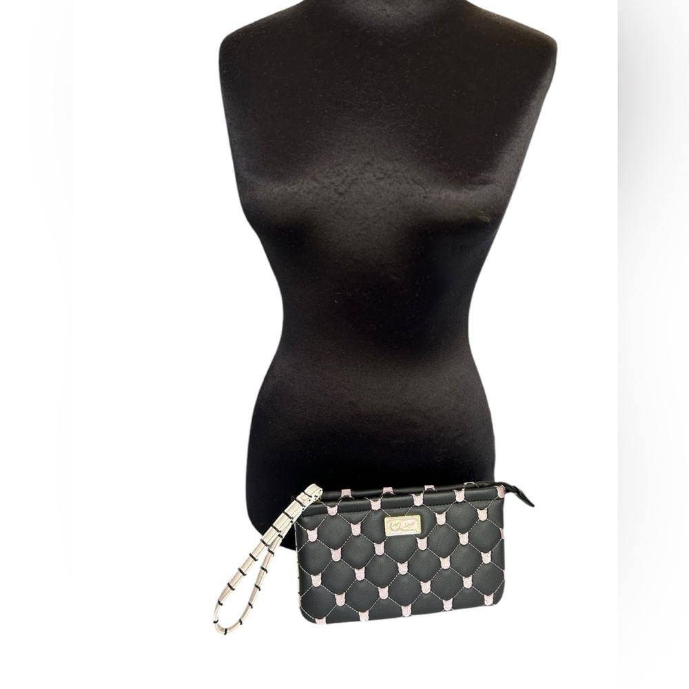 New Luv Betsey Johnson Quilted Embroidered Pink Cat Pouch Wristlet/Clutch
